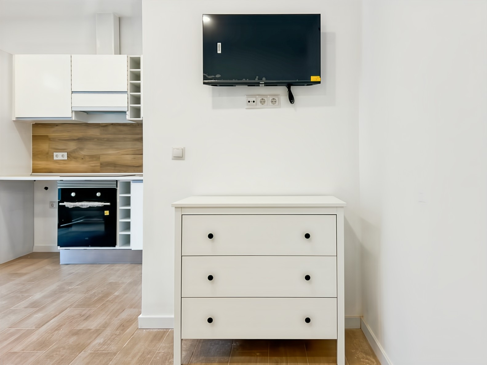 WhatsApp Image 2025-05-05 at 10.31.43 (1)