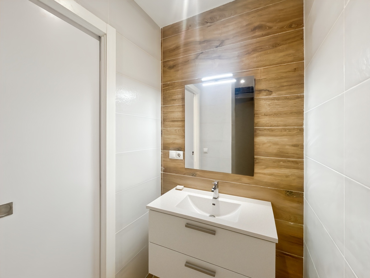 Photo 13 (1)_Easy-Resize.com