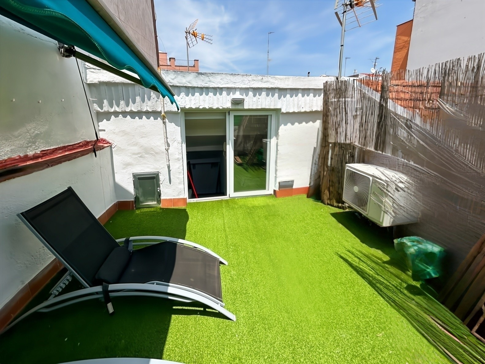 WhatsApp Image 2025-06-13 at 14.14.03 (1) (1)