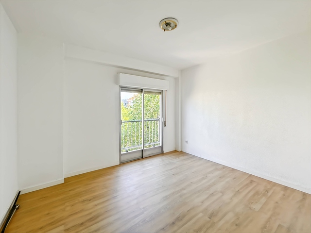 Photo 30_Easy-Resize.com