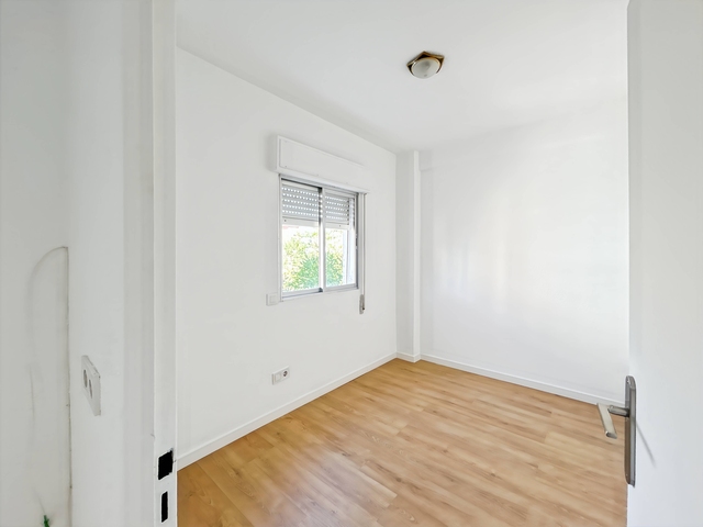 Photo 34_Easy-Resize.com