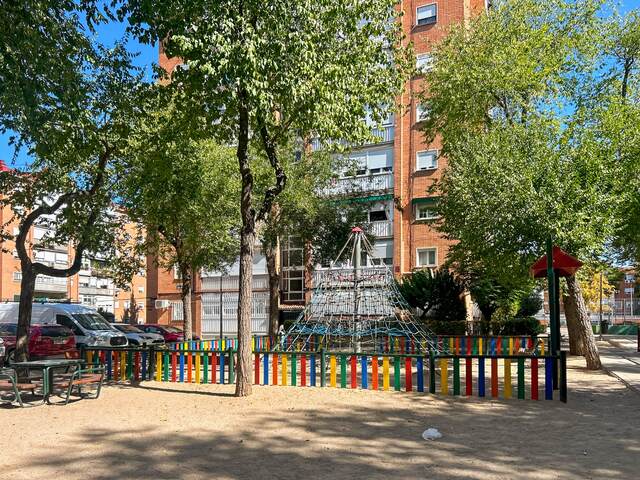 Photo 9_Easy-Resize.com