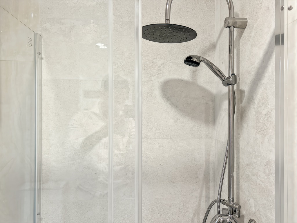 Photo_25_32ba_Easy-Resize.com