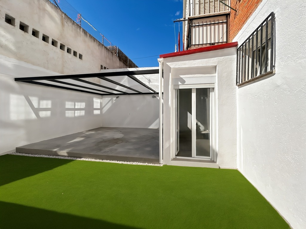 Photo_46_1_122f_Easy-Resize.com