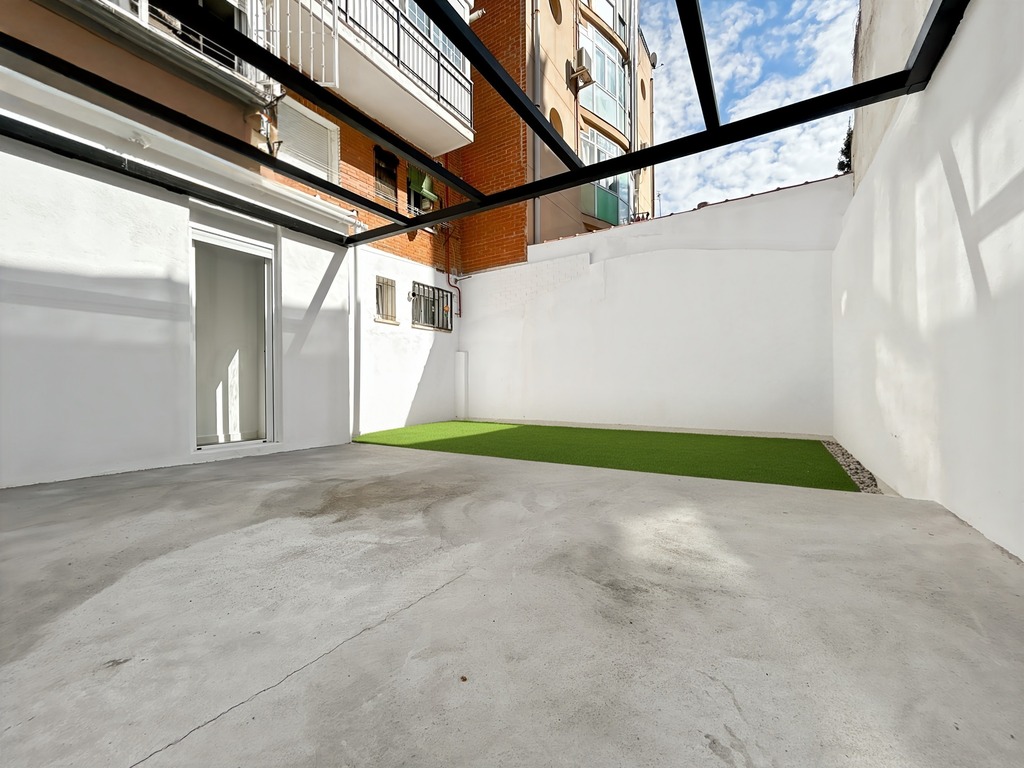 Photo_57_2_4d4e_Easy-Resize.com