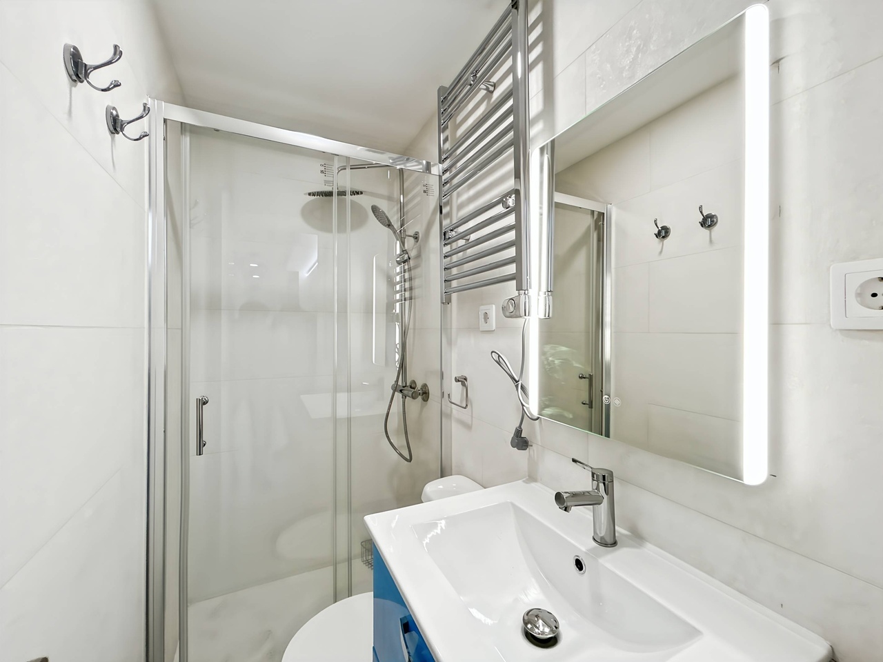 Photo 1 (2)_Easy-Resize.com (1)