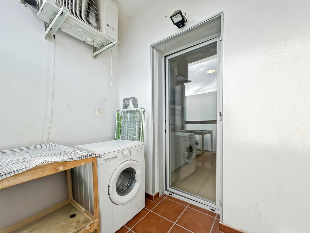 Photo 13_Easy-Resize.com (1)