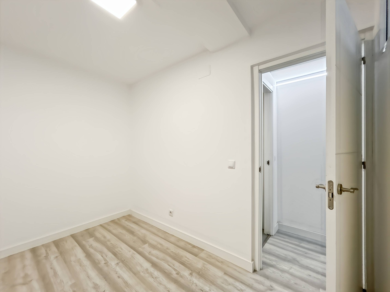 Photo 18_Easy-Resize.com (2)