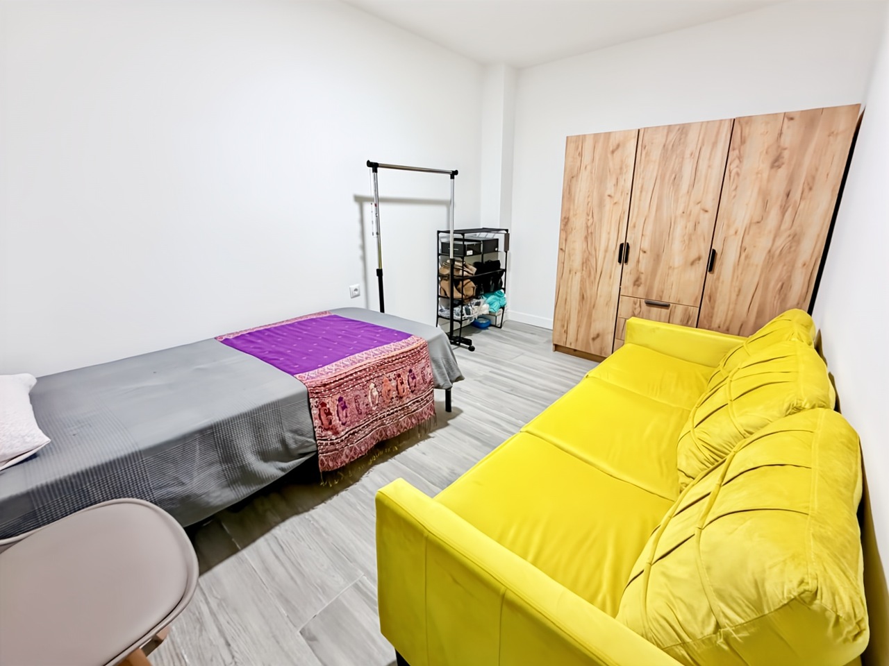 WhatsApp_Image_2025_11_12_at_10_45_40_1_ef30_Easy-Resize.com