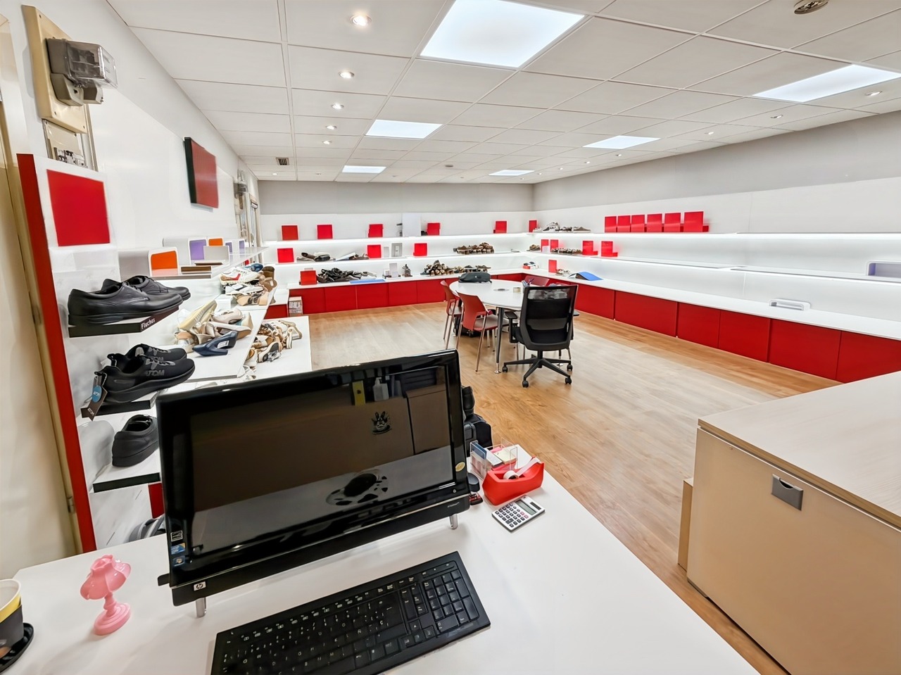 WhatsApp_Image_2025_12_03_at_14_36_05_1_b467_Easy-Resize.com