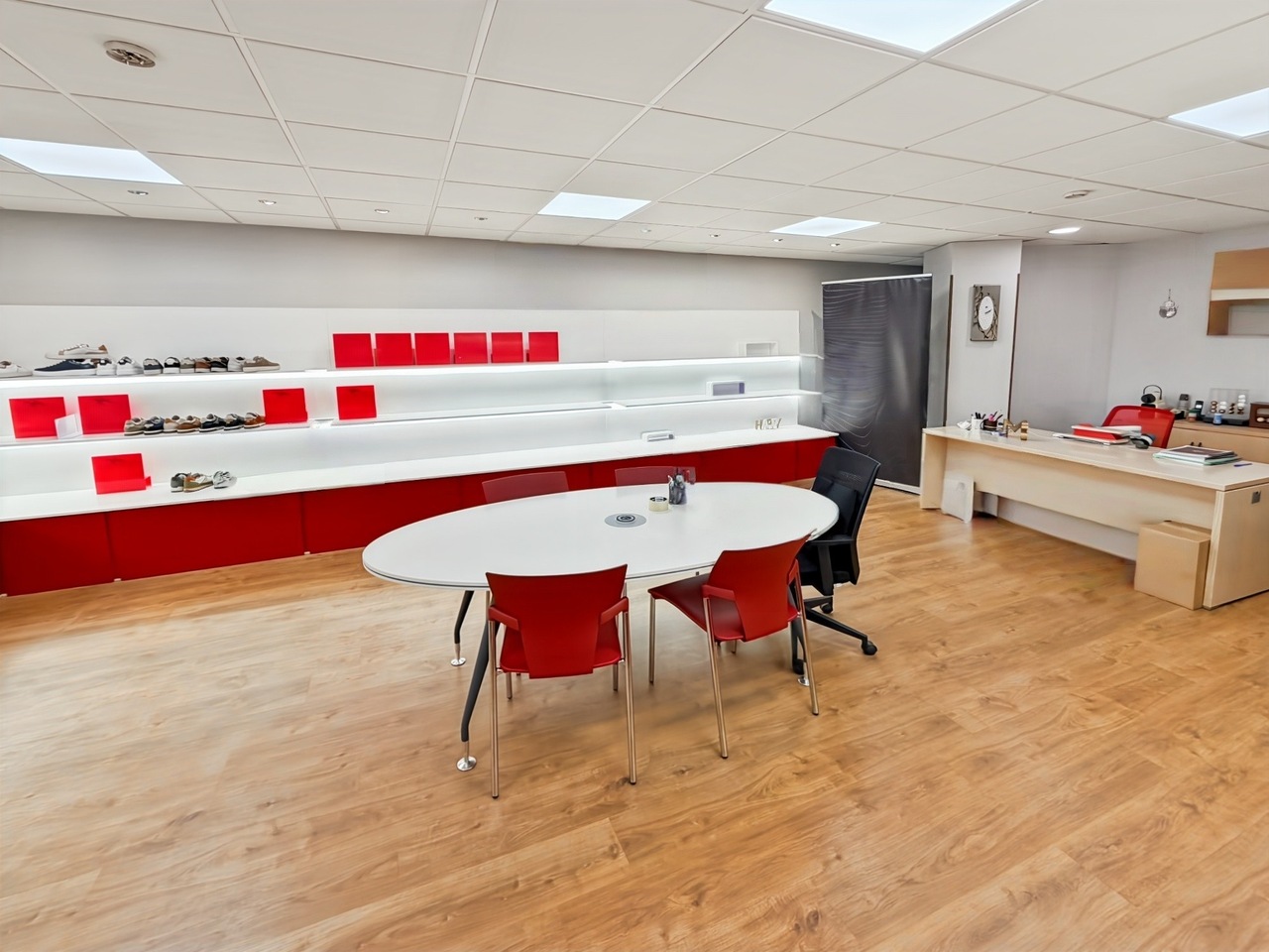 WhatsApp_Image_2025_12_03_at_14_36_06_8_d299_Easy-Resize.com