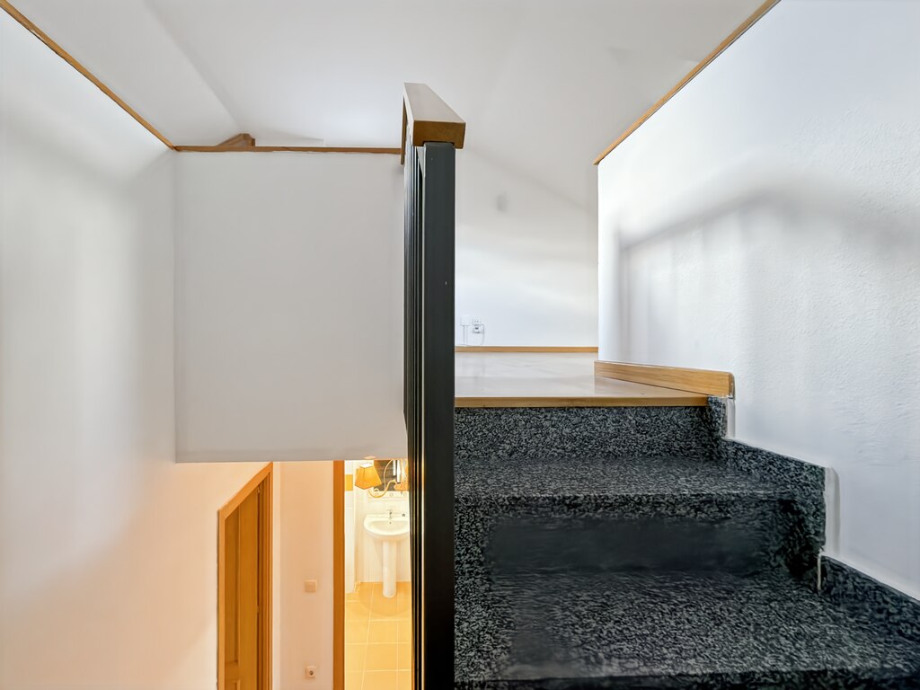 Photo_11_eeb7_Easy-Resize.com