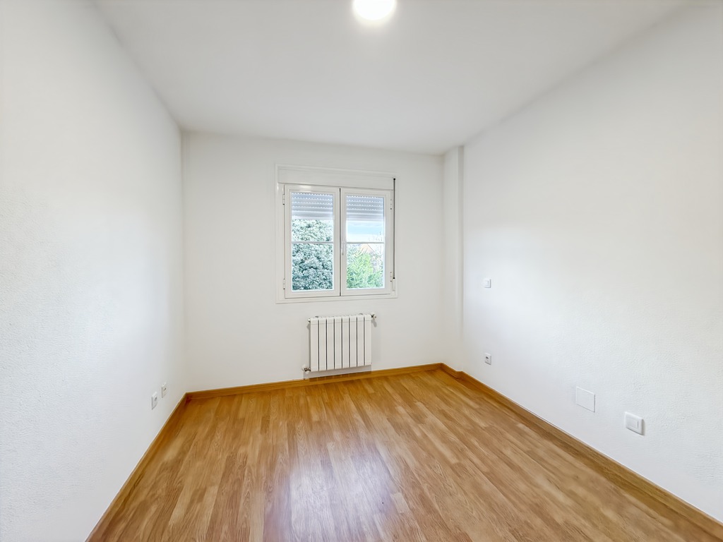 Photo_13_3225_Easy-Resize.com