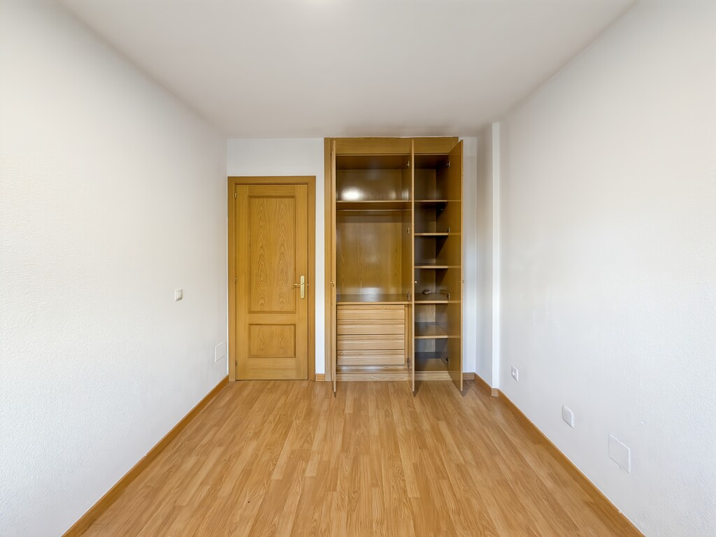 Photo_18_c700_Easy-Resize.com