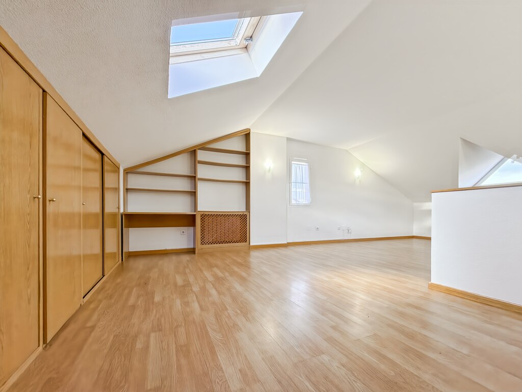 Photo_1_4985_Easy-Resize.com