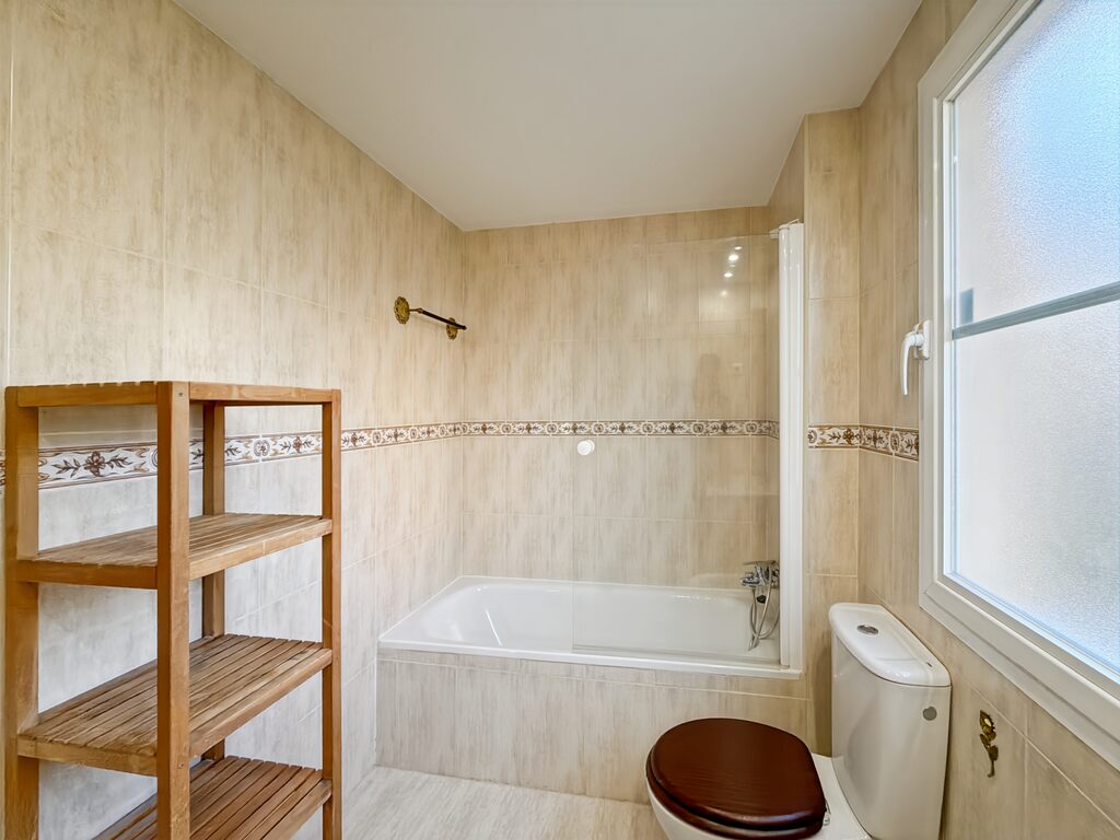 Photo_29_a12d_Easy-Resize.com